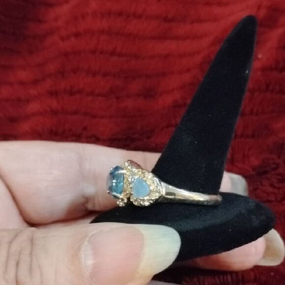 Lia Sophia Blue and Gold Vintage-Inspired Ring - Picture 4 of 4